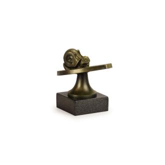 Trophy racing snail