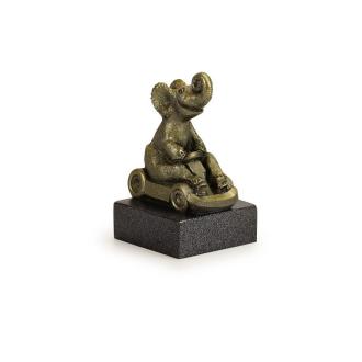 Trophée éléphant sur kart