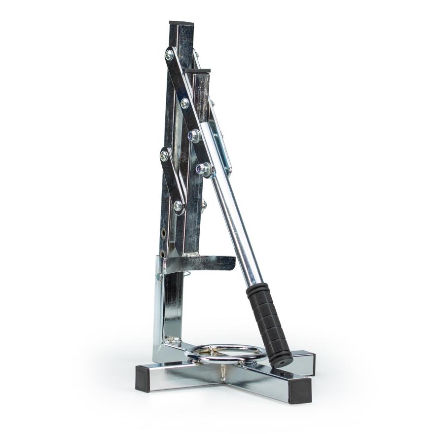Extra adjustable device for tyres removal