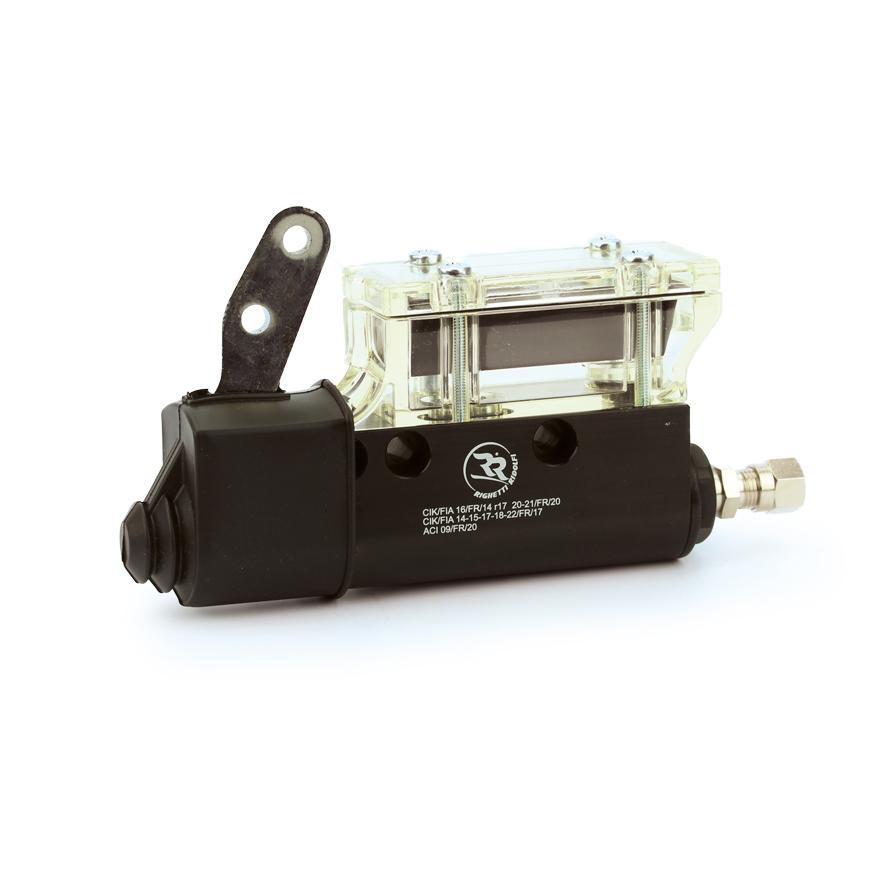 Brake pump with reservoir