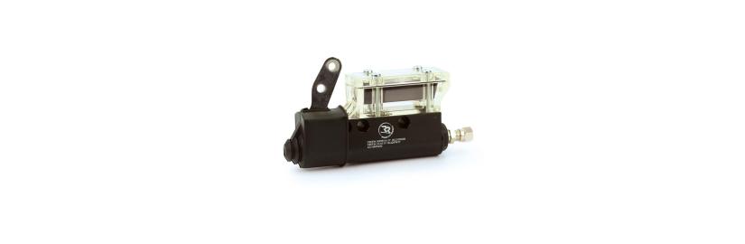 Brake pump with reservoir