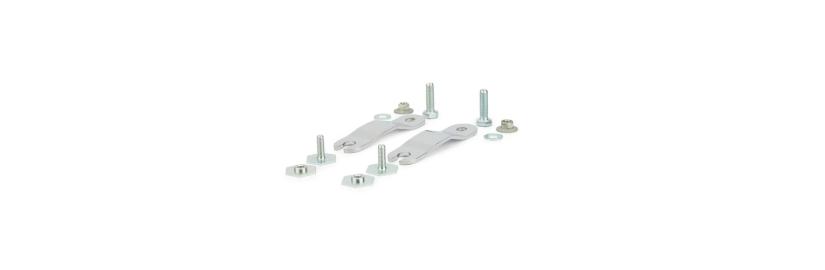 Fastening set chain guard integral